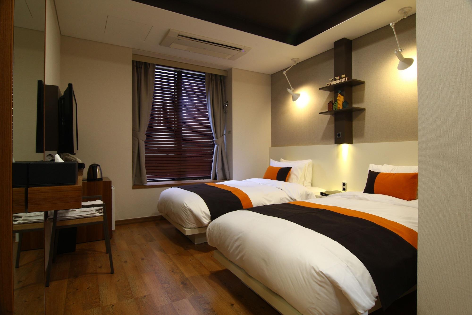 Kt&G Sangsangmadang Chuncheon Stay Exterior photo