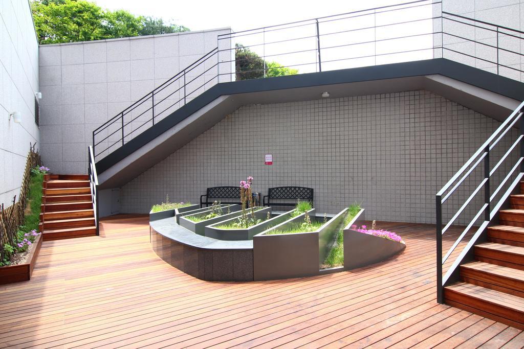 Kt&G Sangsangmadang Chuncheon Stay Exterior photo